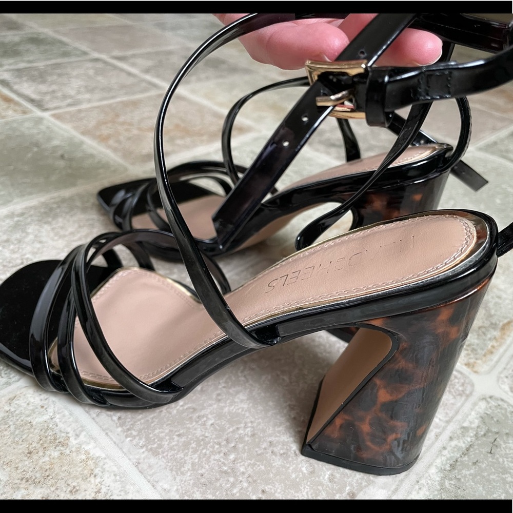 Heel sandal